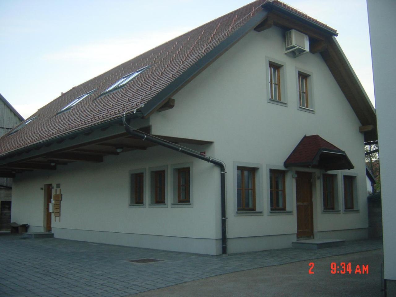 Apartments Vrdjan Cerknica Exterior photo